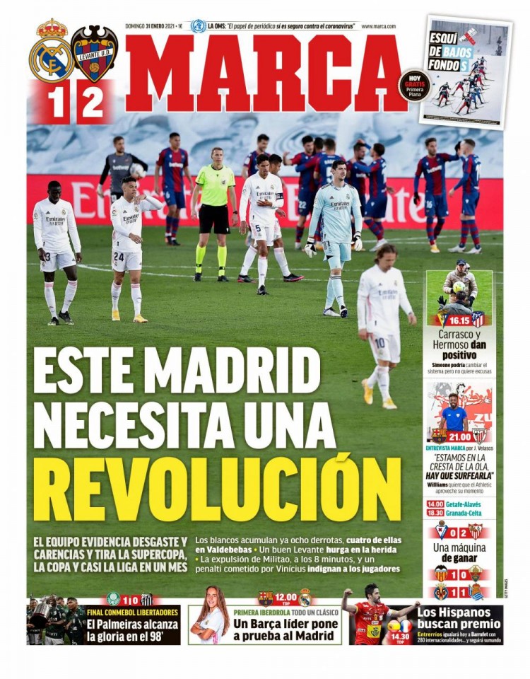 时尚耳机海报设计_数据线电子产品系列海报设计